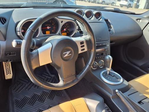 2005 Nissan 350Z Anniversary Edition