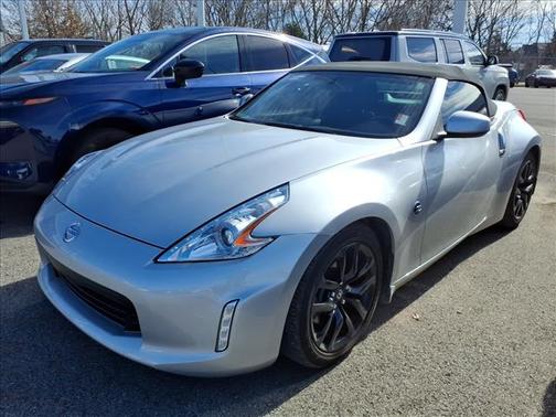 2017 Nissan 370Z Base