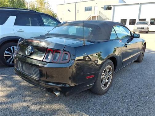 2013 Ford Mustang V6 Premium