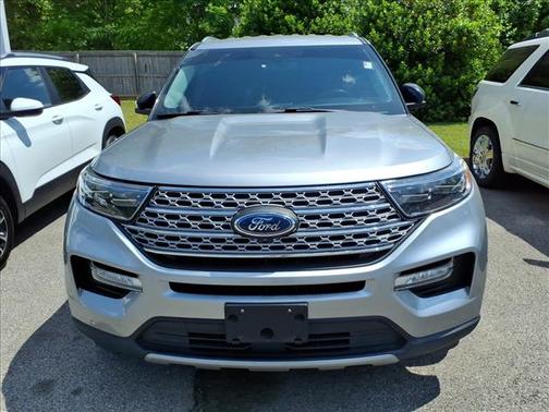 Silver Metallic 2021 Ford Explorer Limited