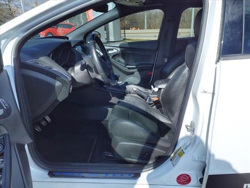 2017 Ford Focus RS Base