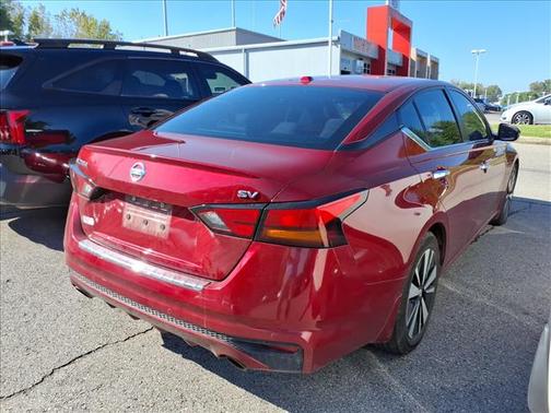 2021 Nissan Altima 2.5 SV