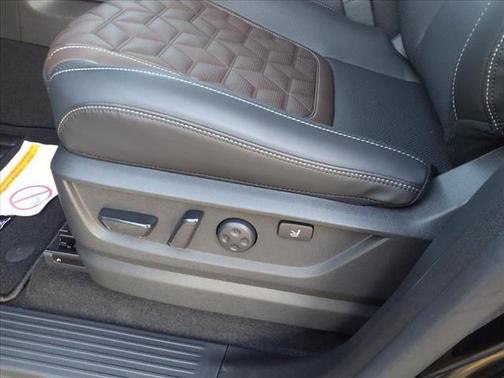2025 Nissan Armada Platinum Reserve