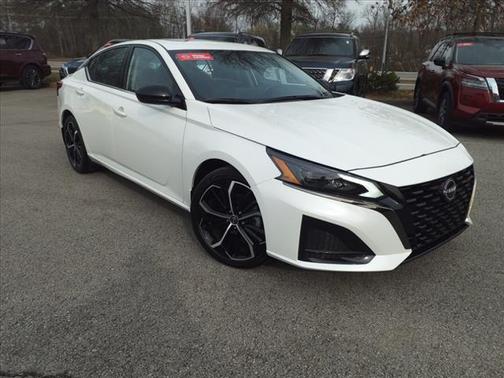 2024 Nissan Altima 2.5 SR