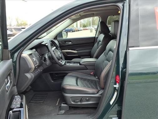 Green Pearl 2025 Nissan Pathfinder Platinum