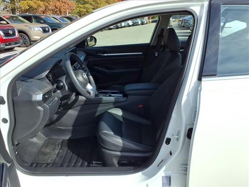 2024 Nissan Altima 2.5 SL