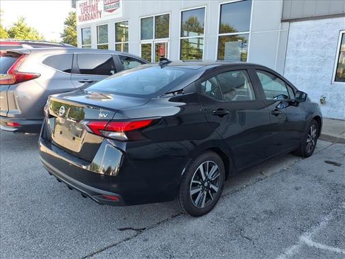 2021 Nissan Versa 1.6 SV