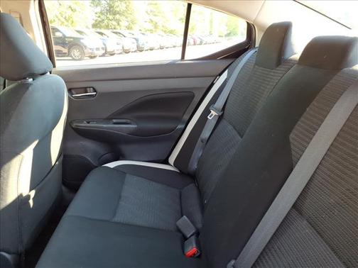 2021 Nissan Versa 1.6 SV