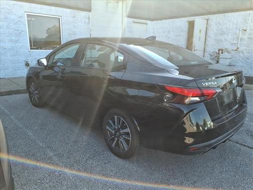 2021 Nissan Versa 1.6 SV