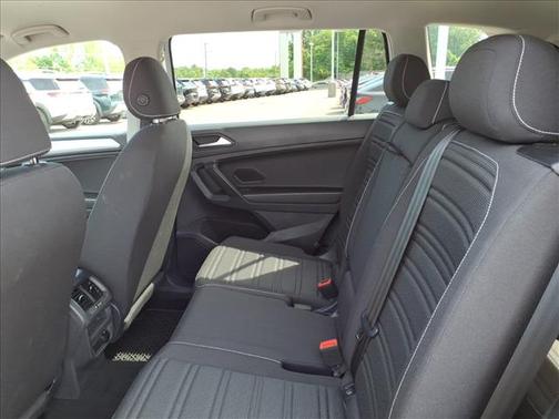 Pure White 2023 Volkswagen Tiguan 2.0T S