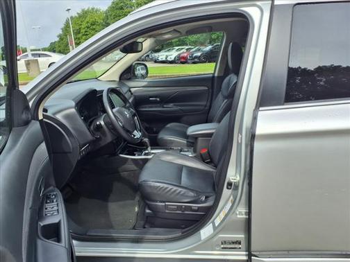 2020 Mitsubishi Outlander SEL