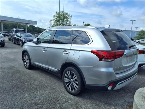 2020 Mitsubishi Outlander SEL
