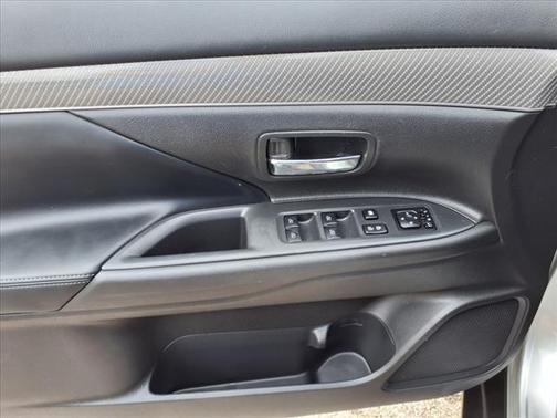 2020 Mitsubishi Outlander SEL