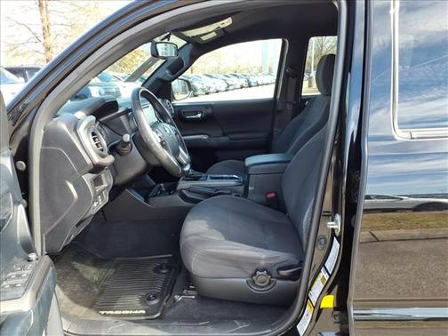 2016 Toyota Tacoma SR5