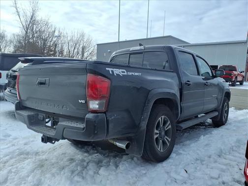 2016 Toyota Tacoma SR5