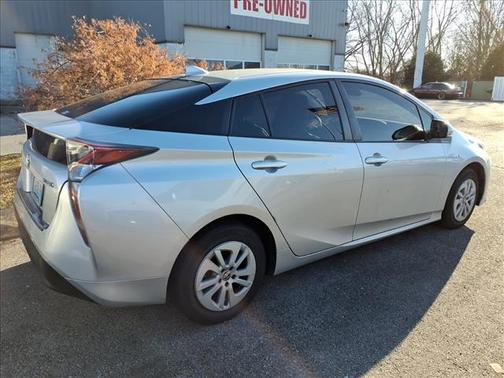 2018 Toyota Prius One