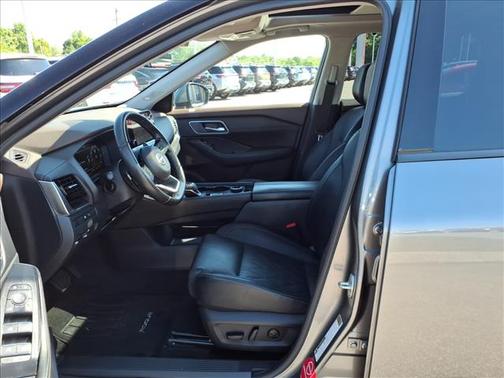 Gun Metallic 2023 Nissan Rogue Platinum
