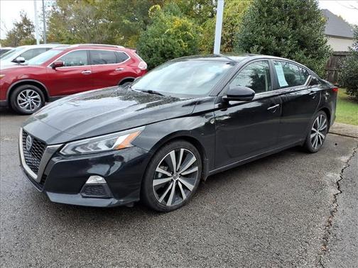 2022 Nissan Altima 2.0 SR