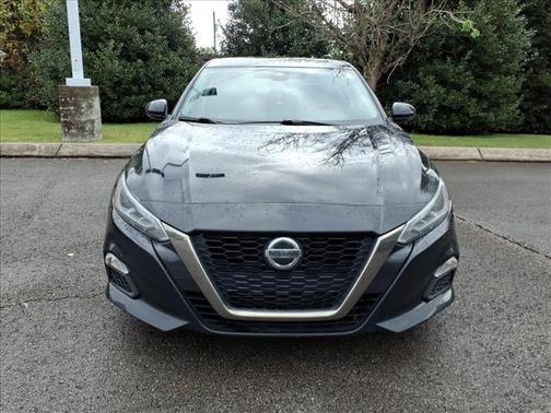2022 Nissan Altima 2.0 SR