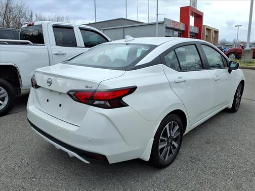 2024 Nissan Versa 1.6 SV