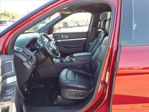 Ruby Red Metallic 2019 Ford Explorer XLT