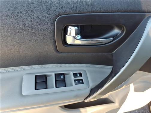 2011 Nissan Rogue SV