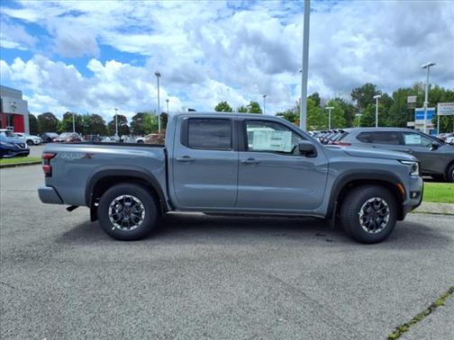 2025 Nissan Frontier PRO-X
