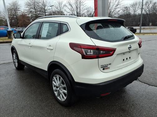 2022 Nissan Rogue Sport SV