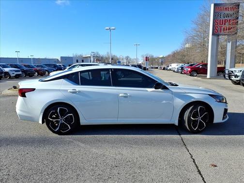 2023 Nissan Altima 2.5 SR