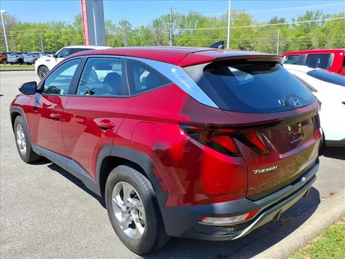 2024 Hyundai TUCSON SE