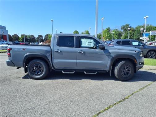 2025 Nissan Frontier PRO-X