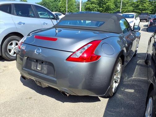 2011 Nissan 370Z Touring