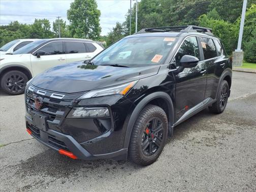 2025 Nissan Rogue CREEK