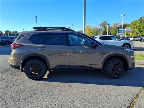 2026 Nissan Rogue Rock Creek
