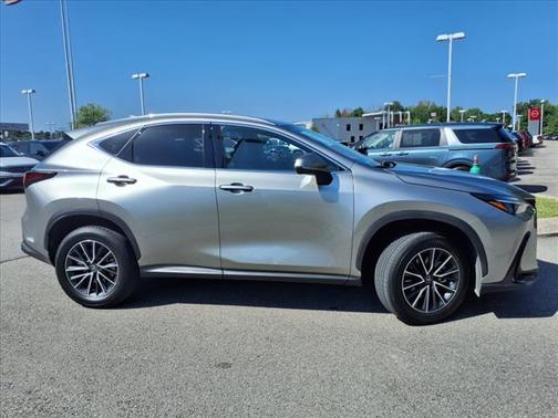 2025 Lexus NX 350h Premium