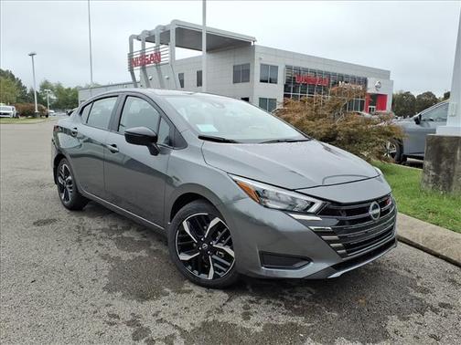 2025 Nissan Versa 1.6 SR