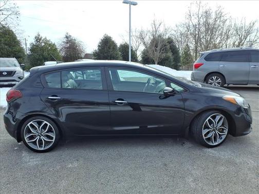 2016 Kia Forte SX