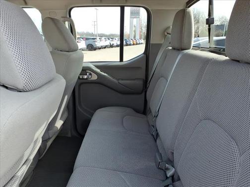 2017 Nissan Frontier SV