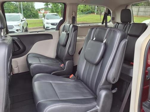 2015 Chrysler Town & Country Touring