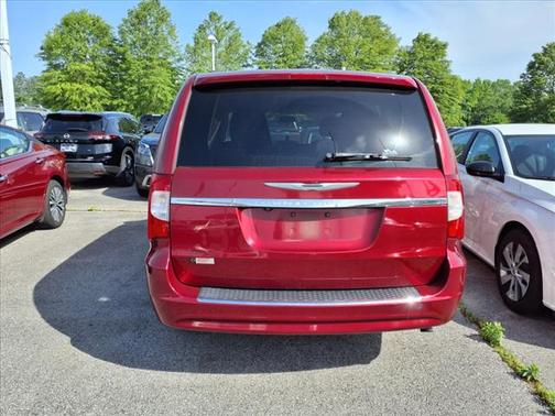 2015 Chrysler Town & Country Touring