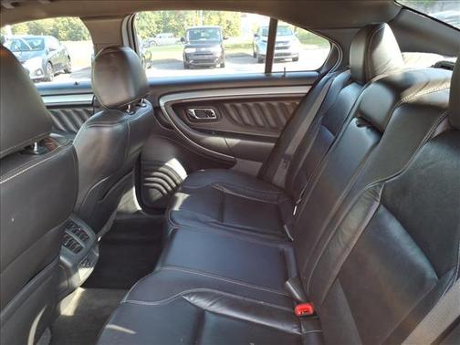 2015 Ford Taurus SEL