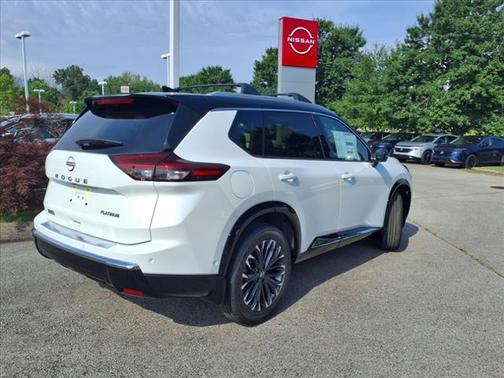 2025 Nissan Rogue Platinum