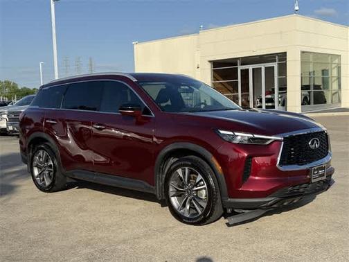 2023 INFINITI QX60 LUXE