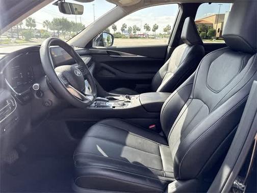 2024 INFINITI QX60 LUXE