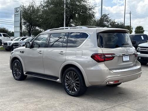 2024 INFINITI QX80 SENSORY