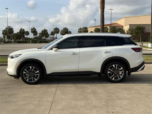 2024 INFINITI QX60 LUXE