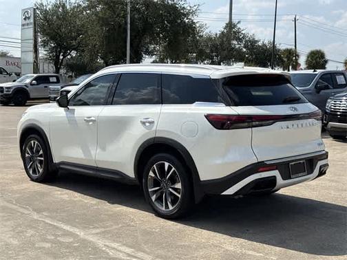 2025 INFINITI QX60 LUXE