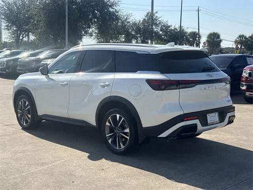 2025 INFINITI QX60 LUXE