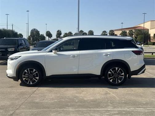 2025 INFINITI QX60 LUXE
