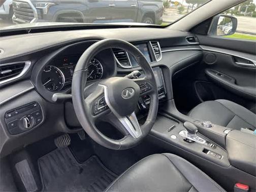2022 INFINITI QX50 LUXE